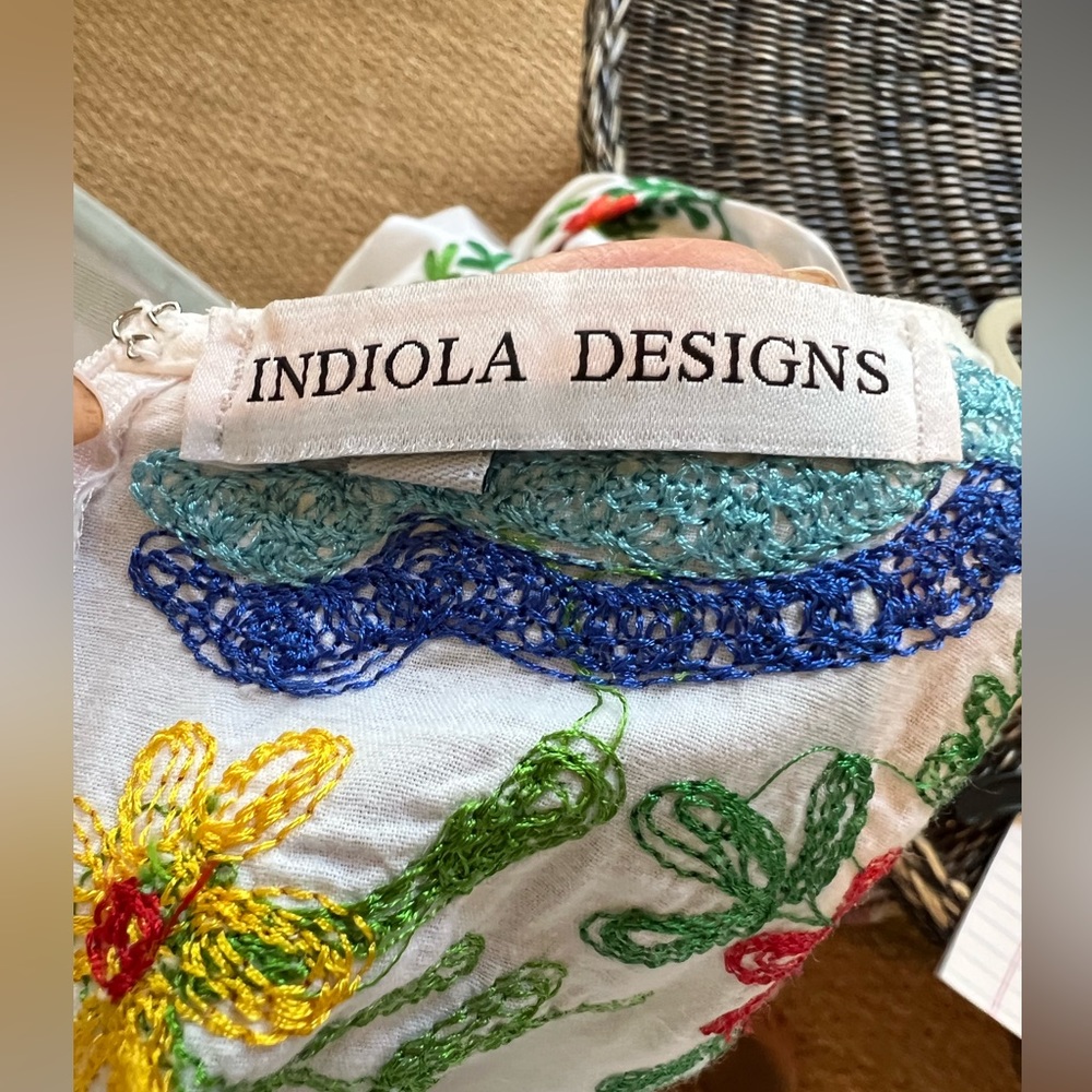 Embroidered Maxi dress - Picture 5 of 5